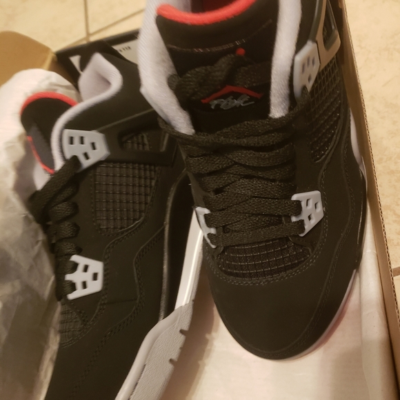 Jordan Shoes - Jordan 4 bred